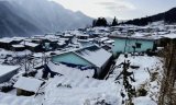 Heavy snowfall cuts off 100 Uttarakhand villages; schools closed till January 4